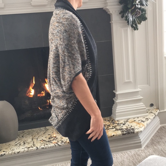 Women's left on Houston cardigan - Picture 2 of 4